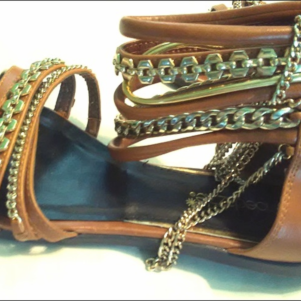 Sandal